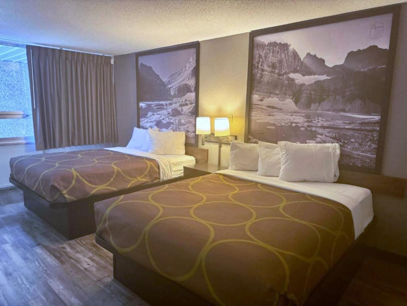 Super 8 By Wyndham Great Falls City Center ภายนอก รูปภาพ